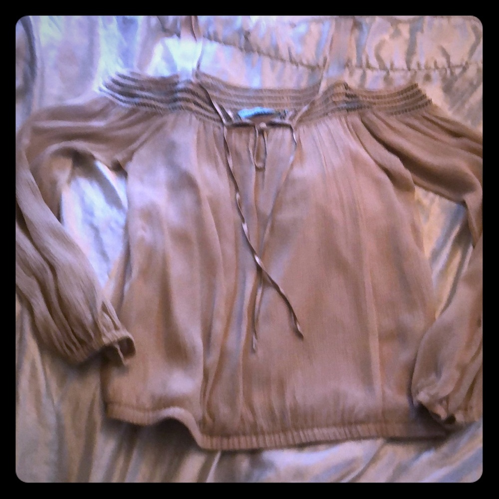 Marciano Tan long sleeve dress blouse ⭐️